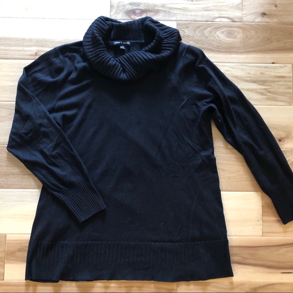 3/$30! Turtleneck sweater EUC